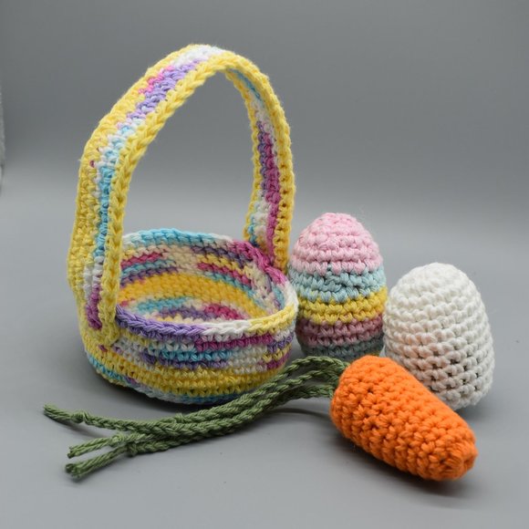 Hand Crafted Crochet Kitty Cat Easter Basket with Three Catnip Toys - Picture 1 of 8